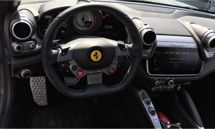 Gallery Ferrari GTC4Lusso for sale 7